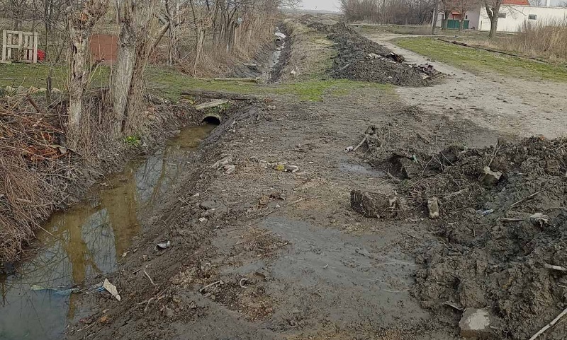 U opštini Alibunar počeli radovima na čišćenju odvodnih kanala